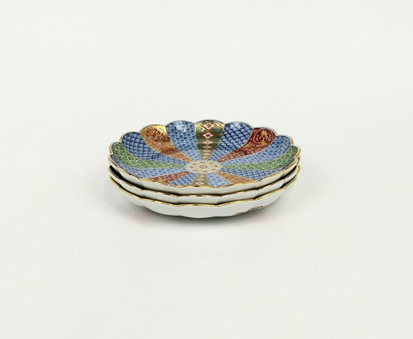 Chrysanthemum Pattern No. 5 Side Plate 16cm Hayashikuro Kiln Made in Japan